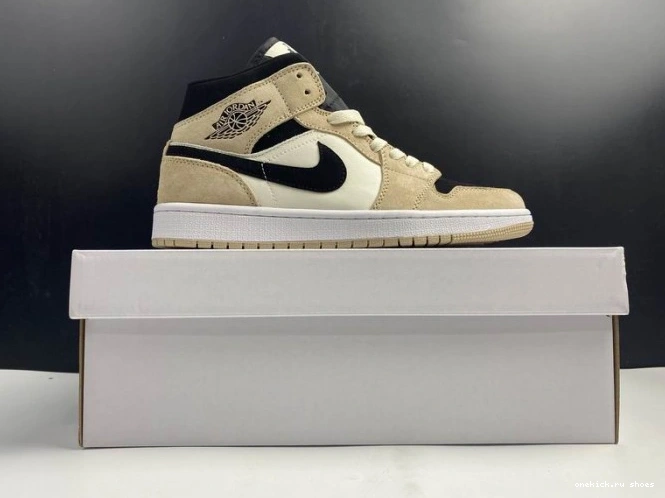 Rep Air 1 BQ6472 'Barely Jordan -800 Orange' Mid 0603